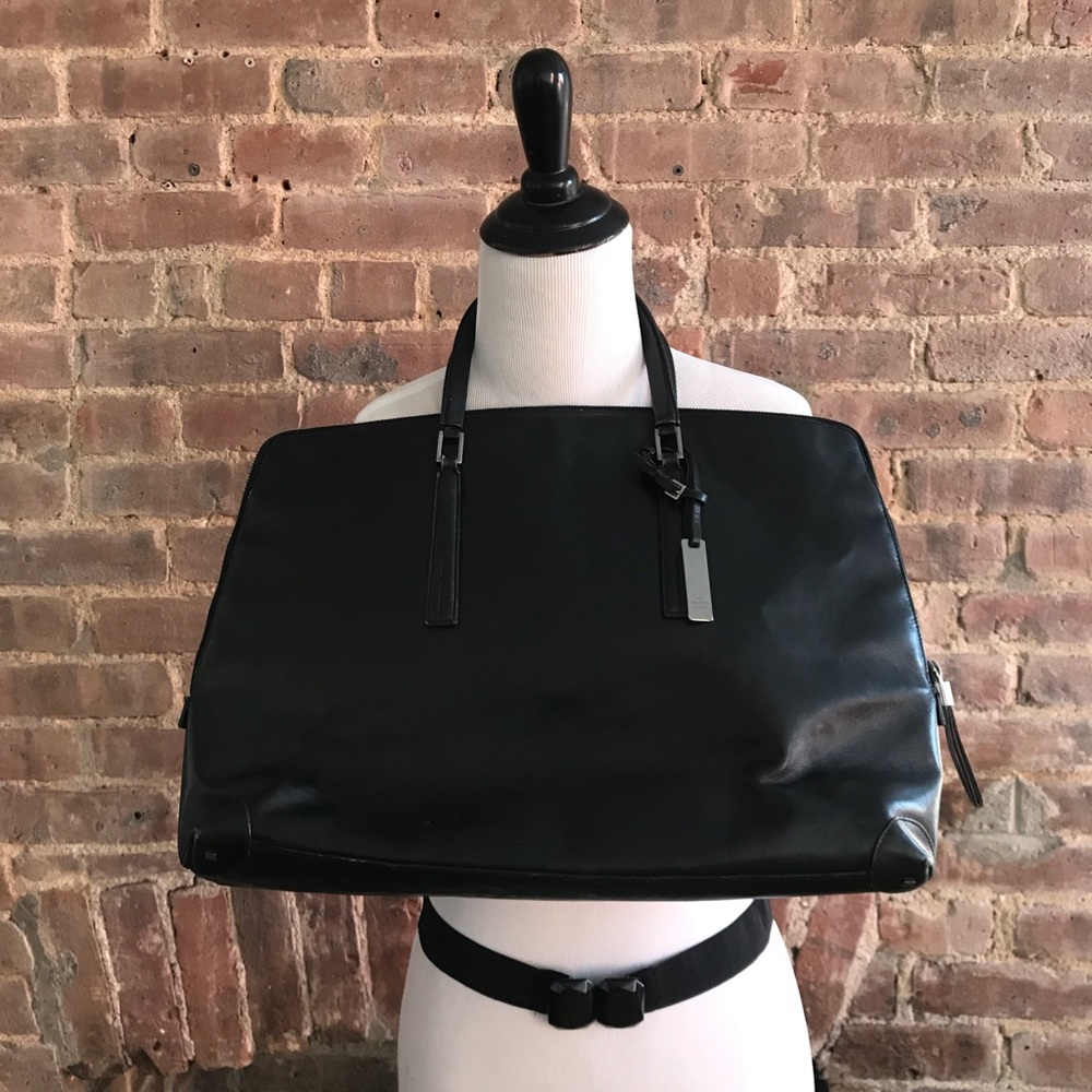 GUCCI vintage black leather bag